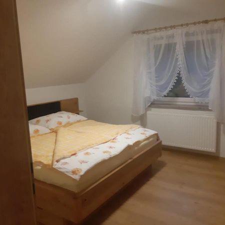 Ferienwohnung Anika Kleinlobming Luaran gambar